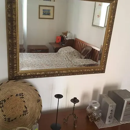 Presso Il Teatro Lirico Lägenhet