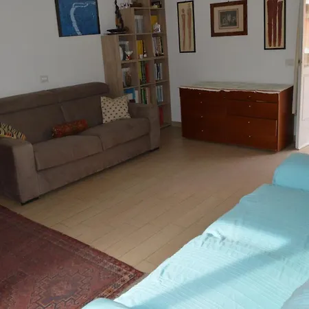 Presso Il Teatro Lirico Lägenhet Cagliari