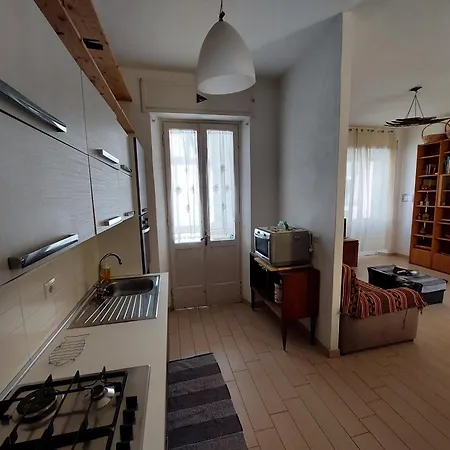 Presso Il Teatro Lirico Lägenhet